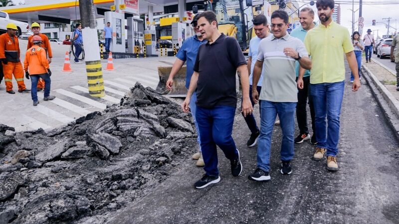 Prefeito de Manaus em exercício Renato Junior fiscaliza substituição de drenagem profunda e prevê liberação da avenida Maceió nesta quarta-feira, 5/3