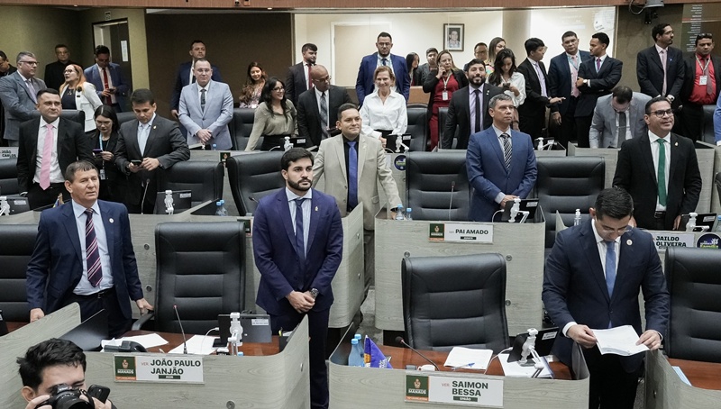 CMM aprova oito Projetos de Lei com reajustes salariais para servidores municipais