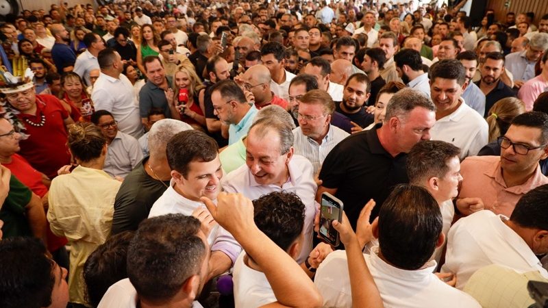 Movimento “Amazonas Forte de Novo” reúne maiores lideranças do estado em manhã histórica no Clube da OAB-AM