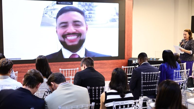 Servidor do TCE-AM apresenta estudo sobre governança ambiental durante Congresso Internacional, em Manaus