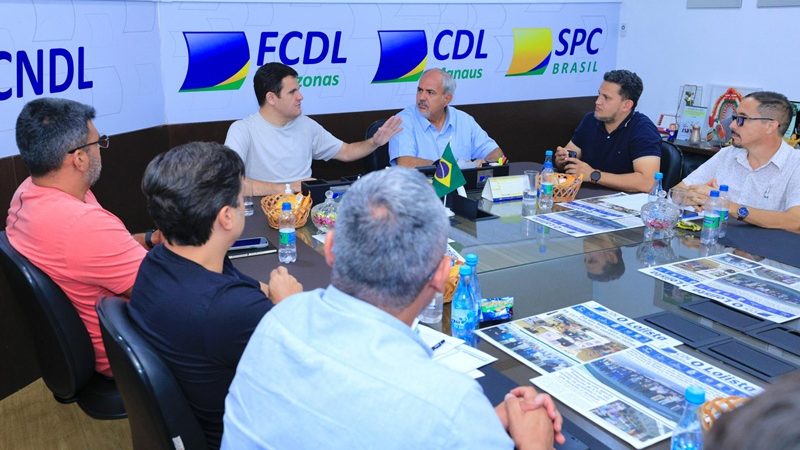 Prefeitura de Manaus alinha revitalização do Centro com CDL e reforça compromisso com lojistas e camelôs