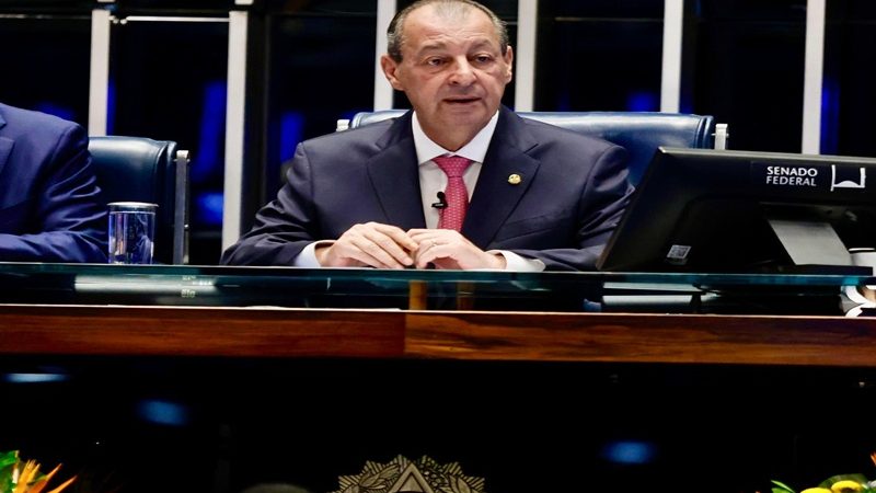 Senador Omar destaca avanço no projeto de construção do novo porto na Manaus Moderna