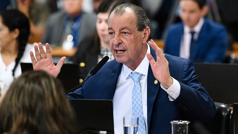 Senador Omar Aziz cobra integração entre ambientalismo e setor produtivo. “Precisamos crescer!”