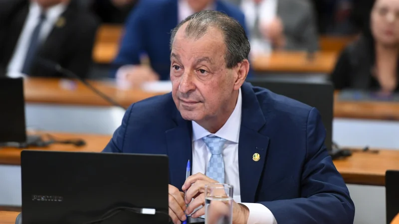 Omar Aziz reafirma compromisso e luta pela reconstrução da BR-319 em discurso que critica decisões que isolam a Amazônia