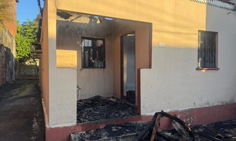 Mulher ateia fogo em residência após briga com companheiro no Novo Aleixo em Manaus