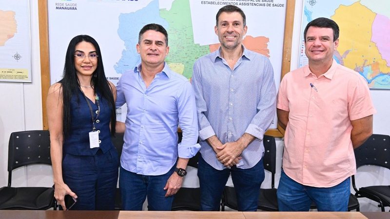 Manaus lidera ranking nacional de cobertura vacinal e recebe reconhecimento do CRP