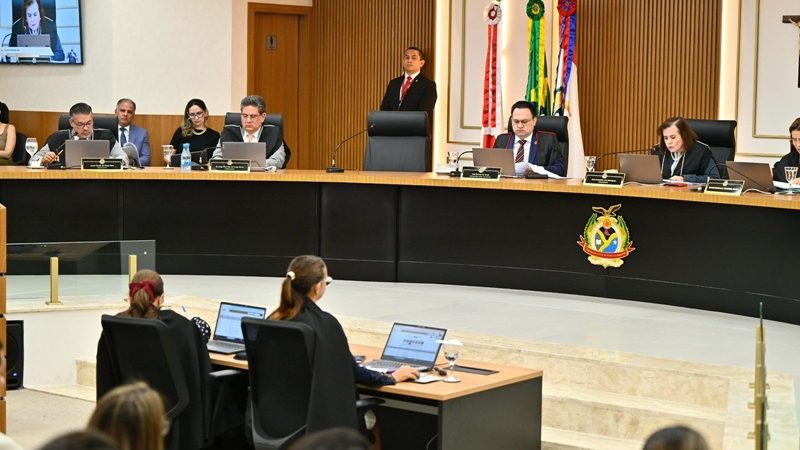 Pleno do TCE-AM multa presidente da Câmara de Itapiranga em R$ 15 mil