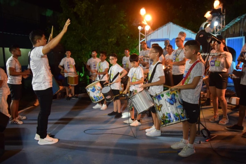 Projetos contemplados pela Aldir Blanc realizam espetáculo cultural na Escola de Artes Irmão Miguel de Pascale