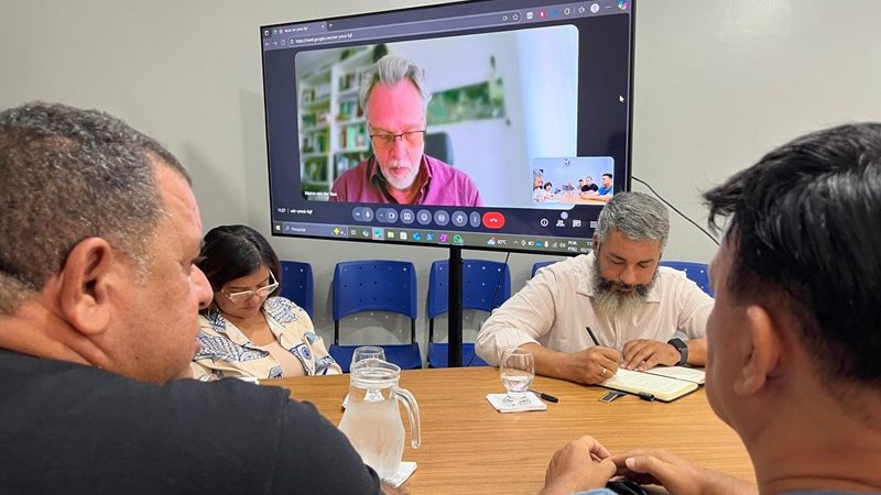 Prefeitura de Coari discute novas matrizes econômicas com especialista internacional