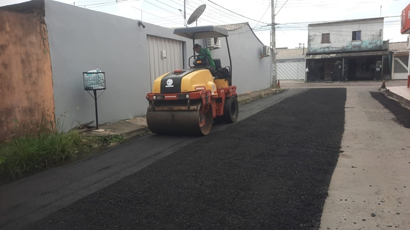 Prefeitura de Manaus recupera pavimento e reforça mobilidade no conjunto Oswaldo Frota