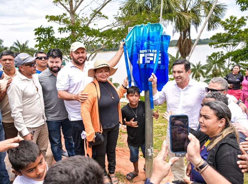 Comunidade Santo Isidoro recebe pavimentação pela primeira vez na história