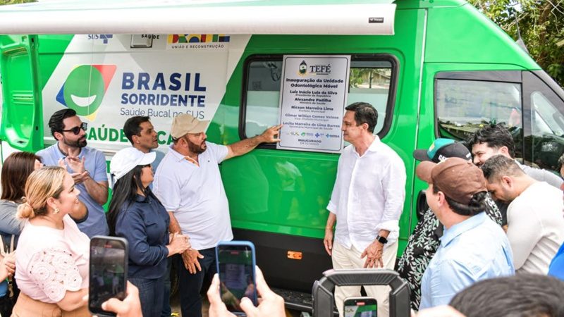 Tefé avança na saúde com a inauguração da Unidade Odontológica Móvel