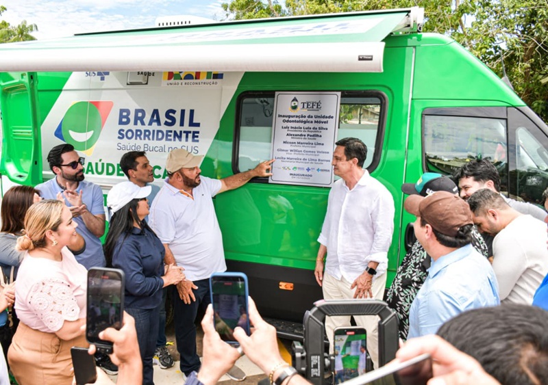 Tefé avança na saúde com a inauguração da Unidade Odontológica Móvel