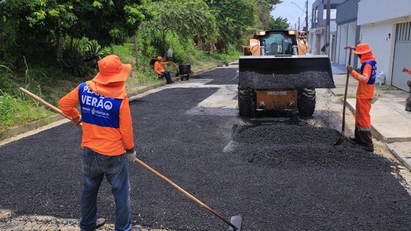 ‘Plano de Verão’ da Prefeitura de Manaus recupera três ruas do bairro Cidade de Deus