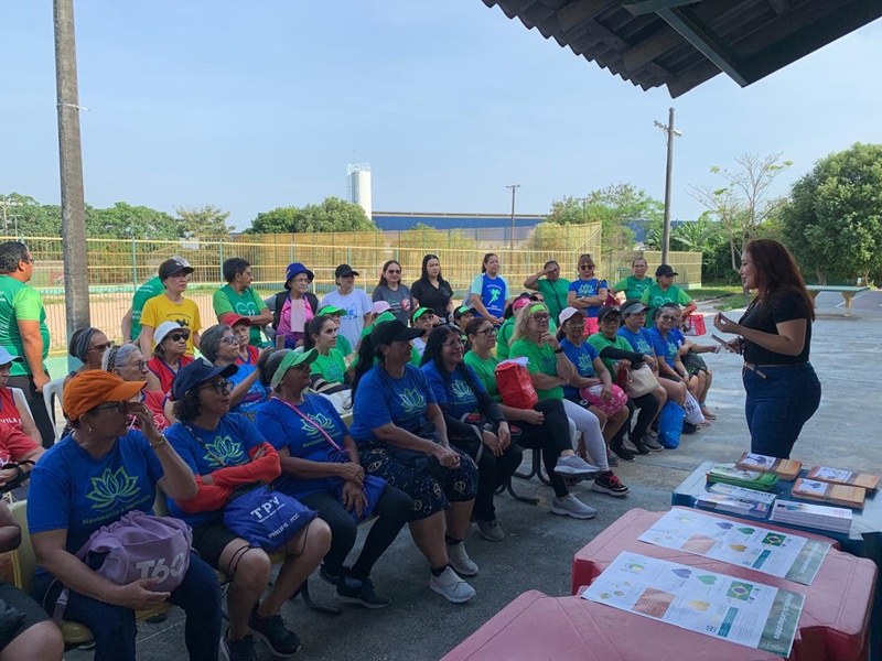 Prefeitura de Manaus promove ‘Dia D de prevenção à obesidade’ na mini vila olímpica do Coroado