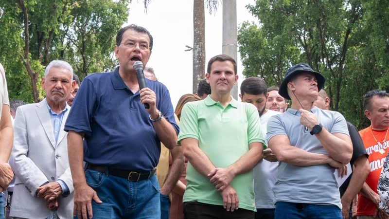 Eduardo Braga participa da inauguração da Praça dos Remédios e reforça compromisso com o patrimônio histórico de Manaus