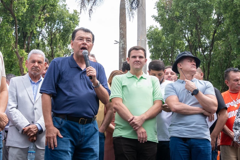 Eduardo Braga participa da inauguração da Praça dos Remédios e reforça compromisso com o patrimônio histórico de Manaus