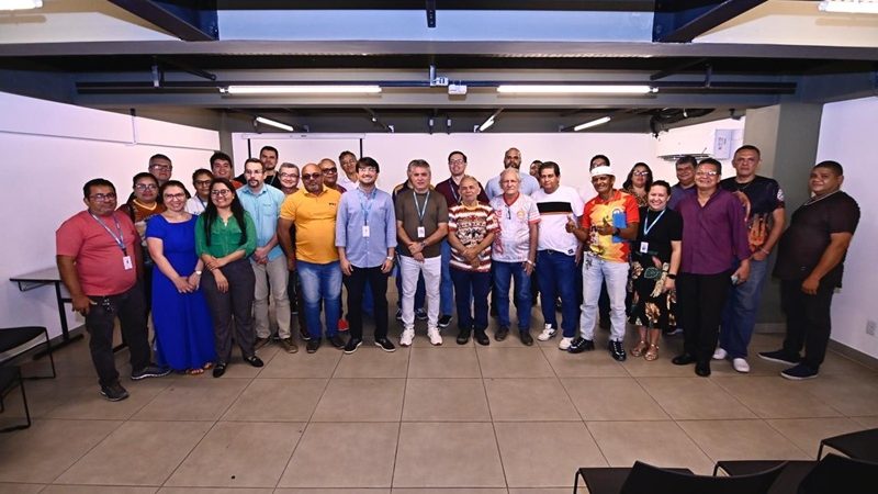 Prefeitura de Manaus apresenta minuta do Edital do ‘Carnaval 2026’ às escolas de samba