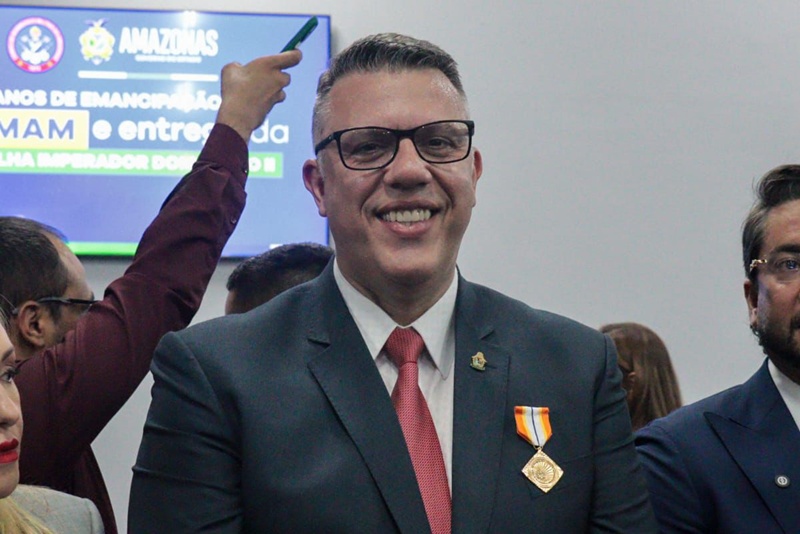 João Carlos (Republicanos) é homenageado com a Medalha Imperador Dom Pedro II em celebração aos 27 anos do CBMAM