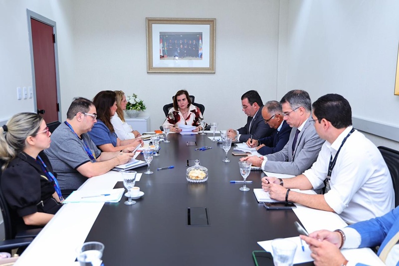 Reunião no TCE-AM define 28 de fevereiro como data de inauguração do Hospital do Sangue do Hemoam