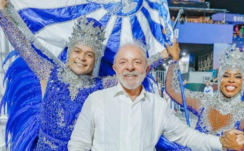Escola que homenageou Lula fica em último lugar e acaba rebaixada; Viradouro leva o título