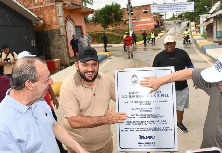 Prefeitura inaugura pavimentação no bairro DEUS É FIEL e prefeito Nicson Marreira destaca avanços na infraestrutura