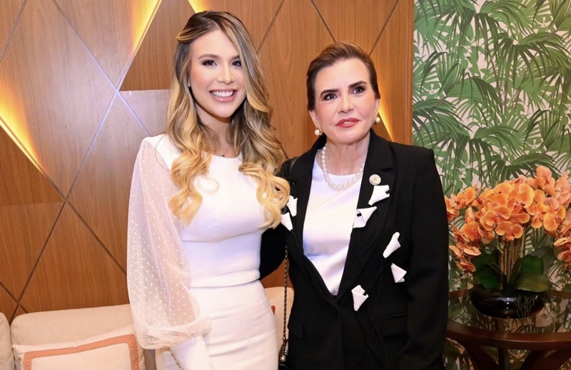 Izabelle Fontenelle recebe Medalha de Honra ao Mérito da Mulher do TCE-AM em Manaus