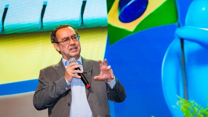 Avante lança pré-candidatura de Augusto Cury à Presidência em Manaus em ato liderado por David Almeida