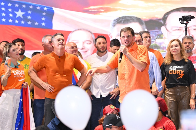 Avante reúne 12 mil pessoas e transforma lançamento de Augusto Cury na Maior mobilização Política da Pré Campanha no Amazonas
