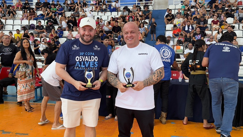 Fausto Jr. recebe homenagem por apoio ao jiu-jítsu no Amazonas